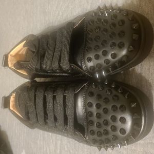 Christian Louboutin spike low top casual sneakers
